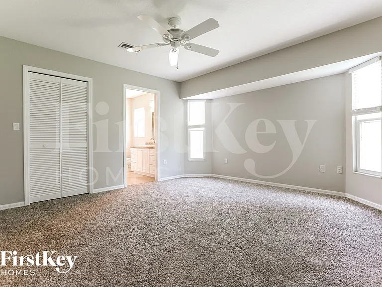 1138 Presque Isle Dr — Photo 7