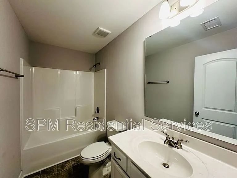4047 Ironstone Ct — Photo 16