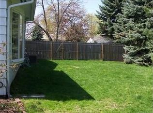 1175 Beechview Dr, Vermilion, OH 44089