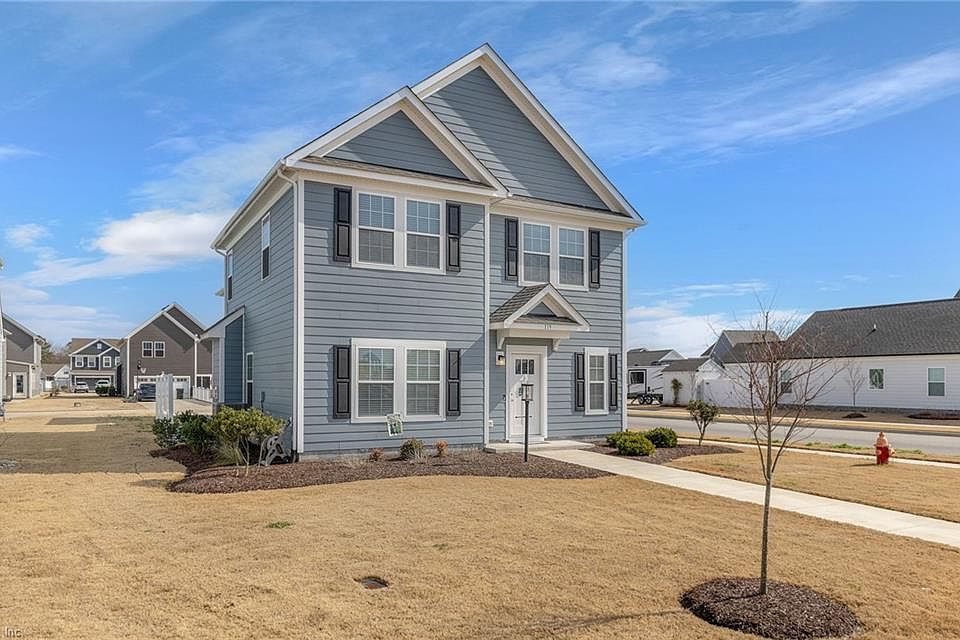 1st image of 119 Iris Cir