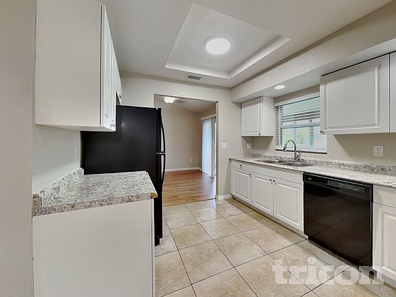 5th image of 20336 Peachland Blvd