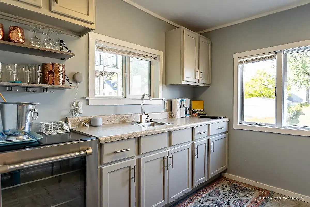 2 bed, 1200 sqft, $1,750 — Photo 4