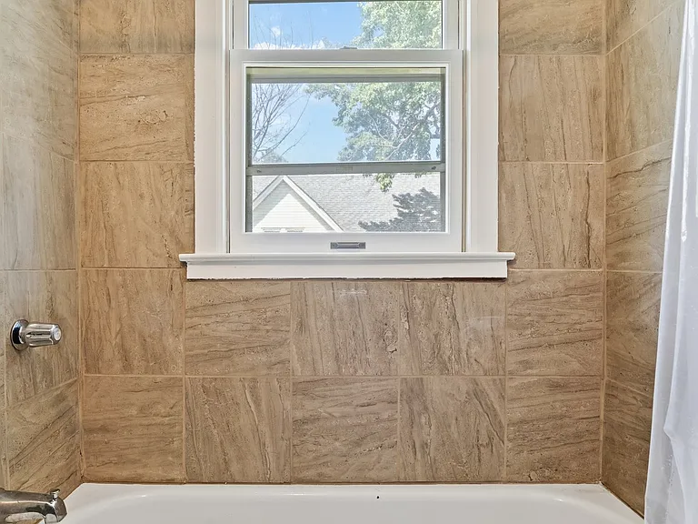 794 Randolph Ave #2 — Photo 9