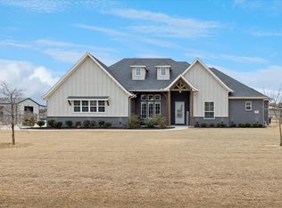 112 Friendship Way, Boyd, TX 76023