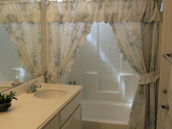 5th image of 1327 Cottonwood Dr