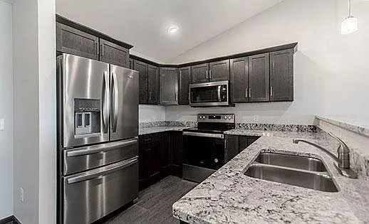 1330 E Minnesota St #307 — Photo 7