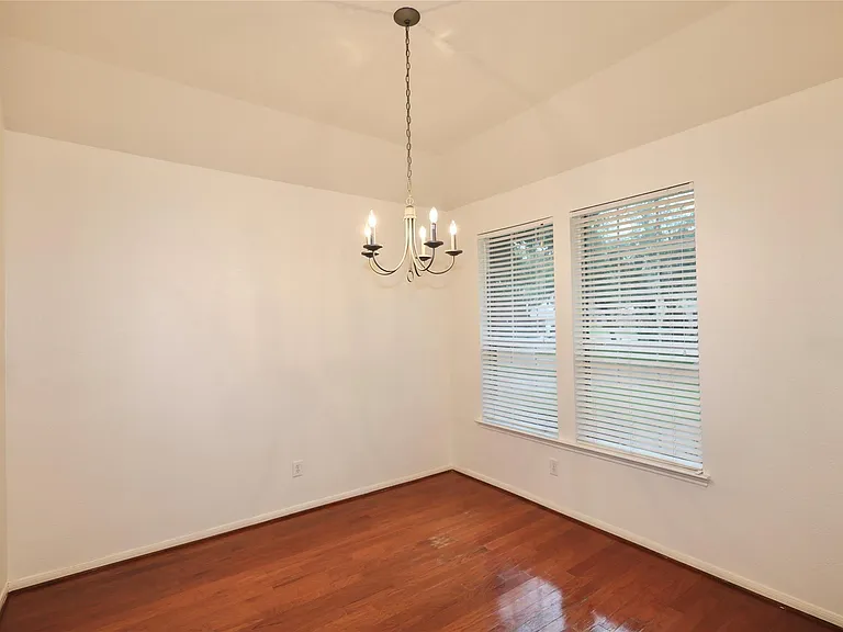 4106 Hidden Fort Ln — Photo 8