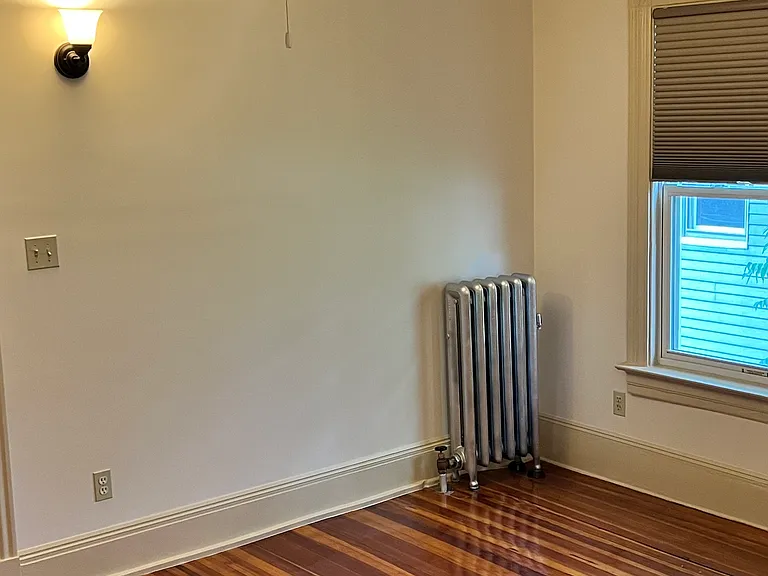 159 Fort Pleasant Ave #2 — Photo 5