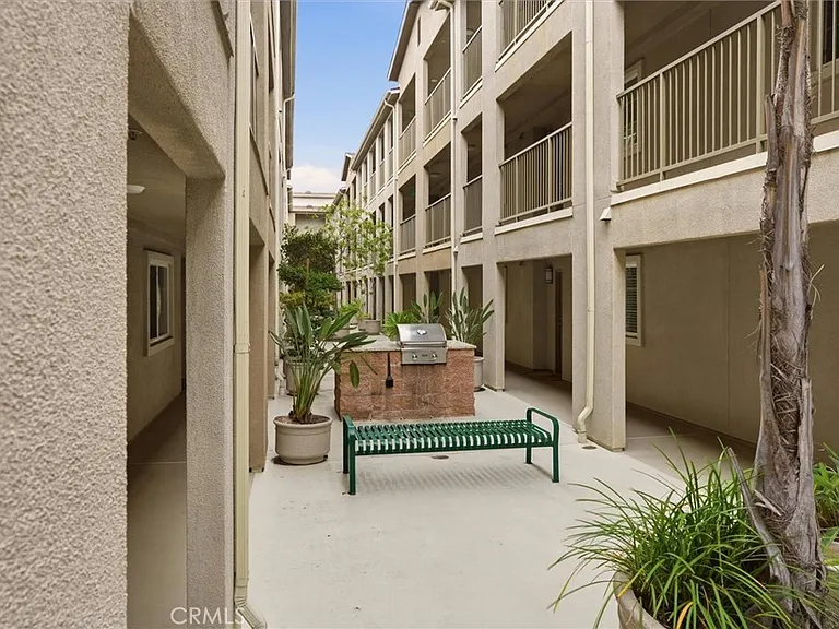1401 Lomita Blvd #104 — Photo 27
