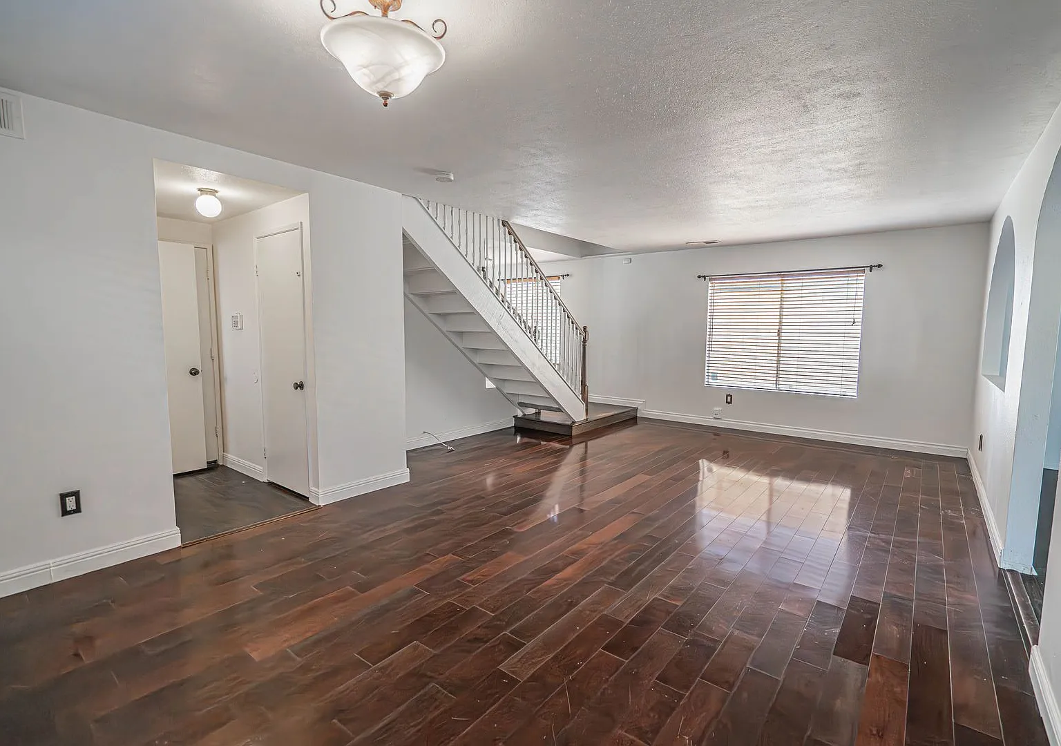 Coming Soon! Pacific Grove Home For Rent In Canyon Country! — Photo 4