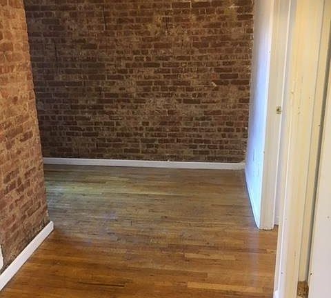 4th image of 523 E 5th St APT 8