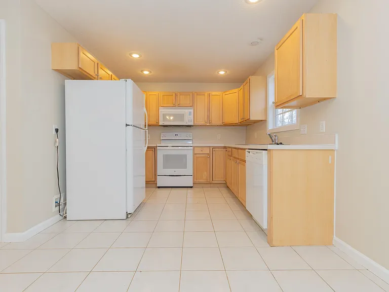 7778 Sandalwood Dr — Photo 5