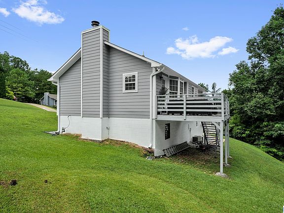 4th image of 324 Martin Dr