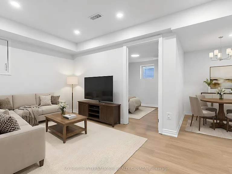 11 Valley Centre Dr #BASEMENT — Photo 21