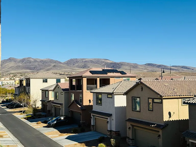 3041 Savella Ave — Photo 48