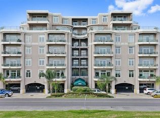 400 Hammond Hwy, METAIRIE, LA 70005