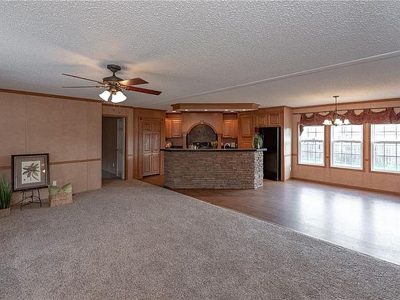 3rd image of 9987 Longleaf Oak Cir