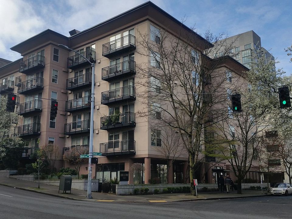 1st image of 1323 Boren Ave APT 308