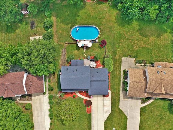 4th image of 4453 Bunker Ln