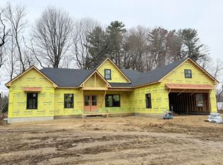 3 Walker Dr #101, Saco, ME 04072