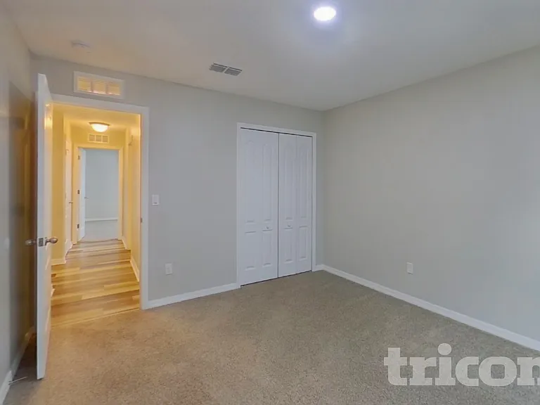 509 Kestrel Dr — Photo 13