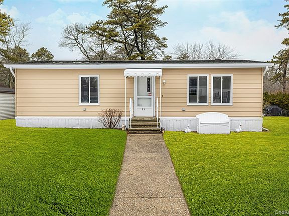2nd image of 525 Riverleigh Avenue #P3