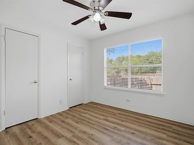 11611 Rustic Rock Dr #B — Photo 20