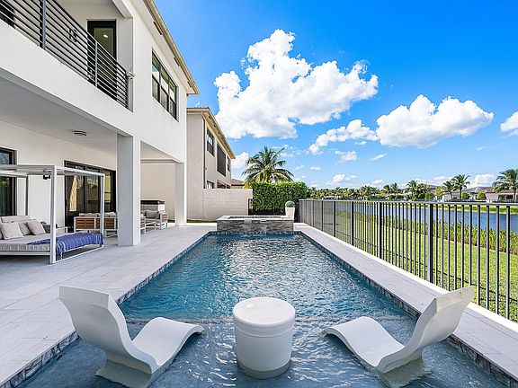 4th image of 8805 New River Falls Road