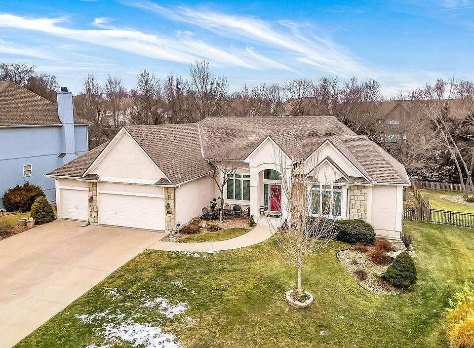 1st image of 2408 SW Winterwood Ct