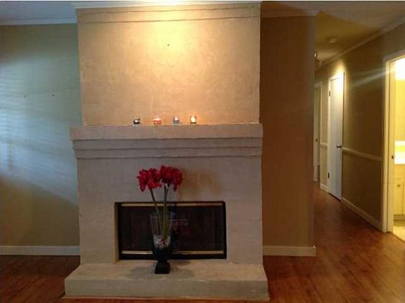5th image of 107 Bramber Dr