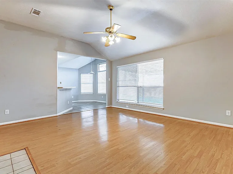 23922 Spring Dane Dr — Photo 20