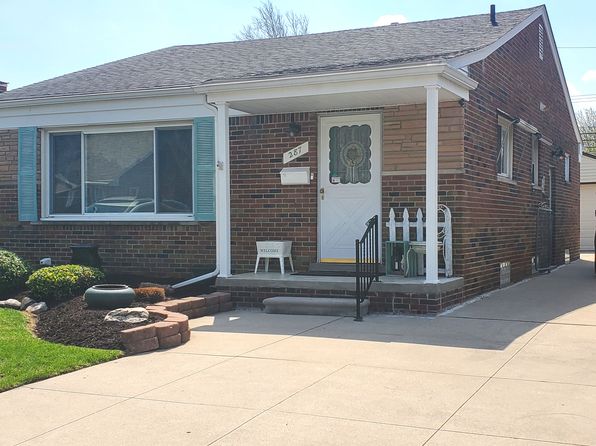 287 Leroy Ave, Clawson, MI 48017