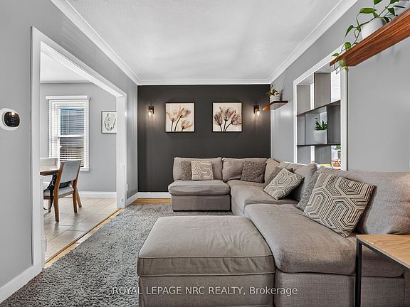5th image of 26 Lyndon St W