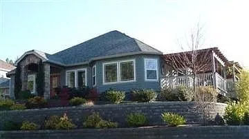 221 Wagon Wheel Dr photo 1