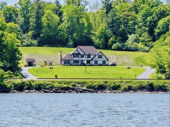 187 Greene Bedell Road, Coxsackie, NY 12051