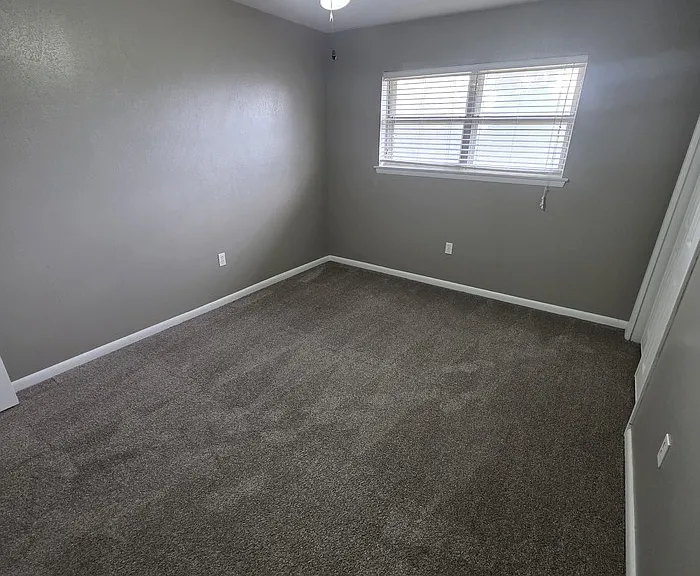 3311 W Shandon Ave — Photo 15