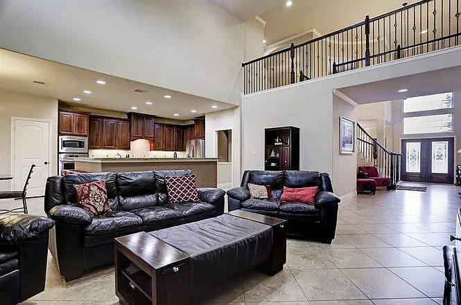 26703 Wylie Valley Ln — Photo 3