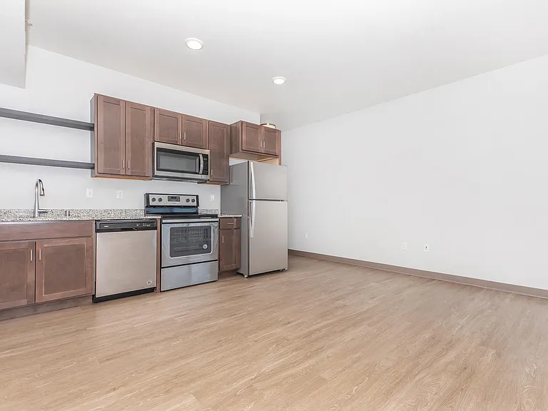 511 3rd Ave SW #334 — Photo 2