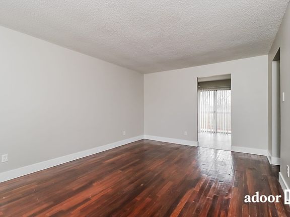 4th image of 5196 Edgemere Dr