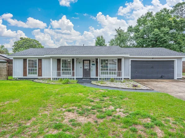 382 Echo Cir, Fort Walton Beach, FL 32548