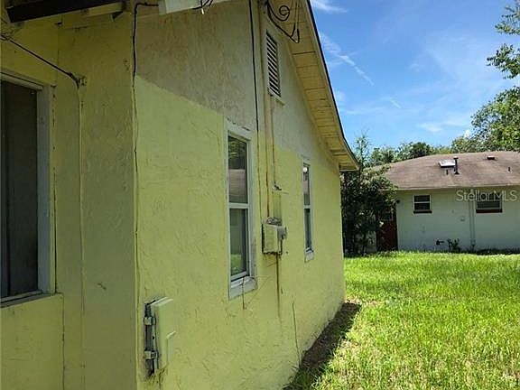 4th image of 801 Maley St