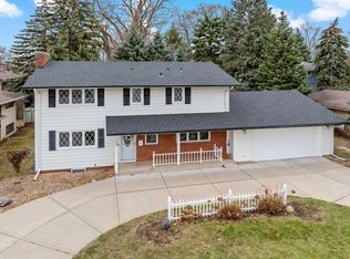 3004 36th Ave NE, Saint Anthony, MN 55418