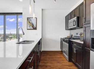 1233 N Wells St #815, Chicago, IL 60610