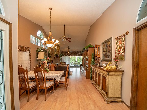 5th image of 601 Tradewinds Dr #601