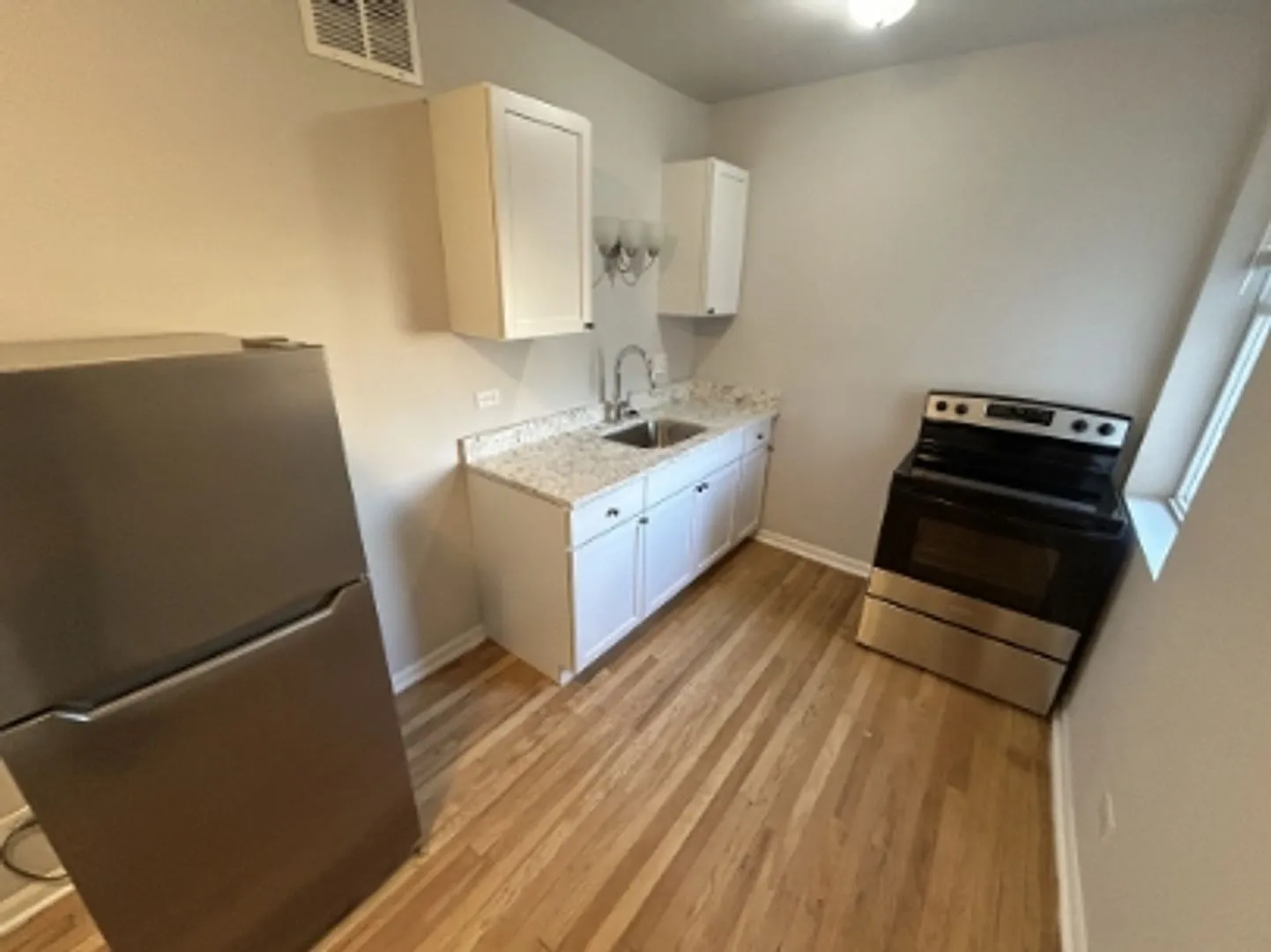 2123 South 51st Court — Photo 3