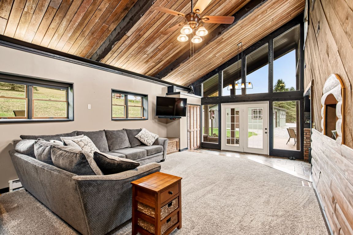 next background image