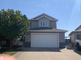 703 Suncrest Poin, Strathcona County, AB T8H0G6