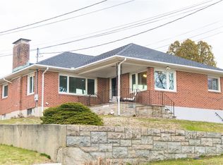 18 Senkow Dr, Groton, CT 06340