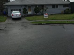 10804 SE Mill Ct, Portland, OR 97216