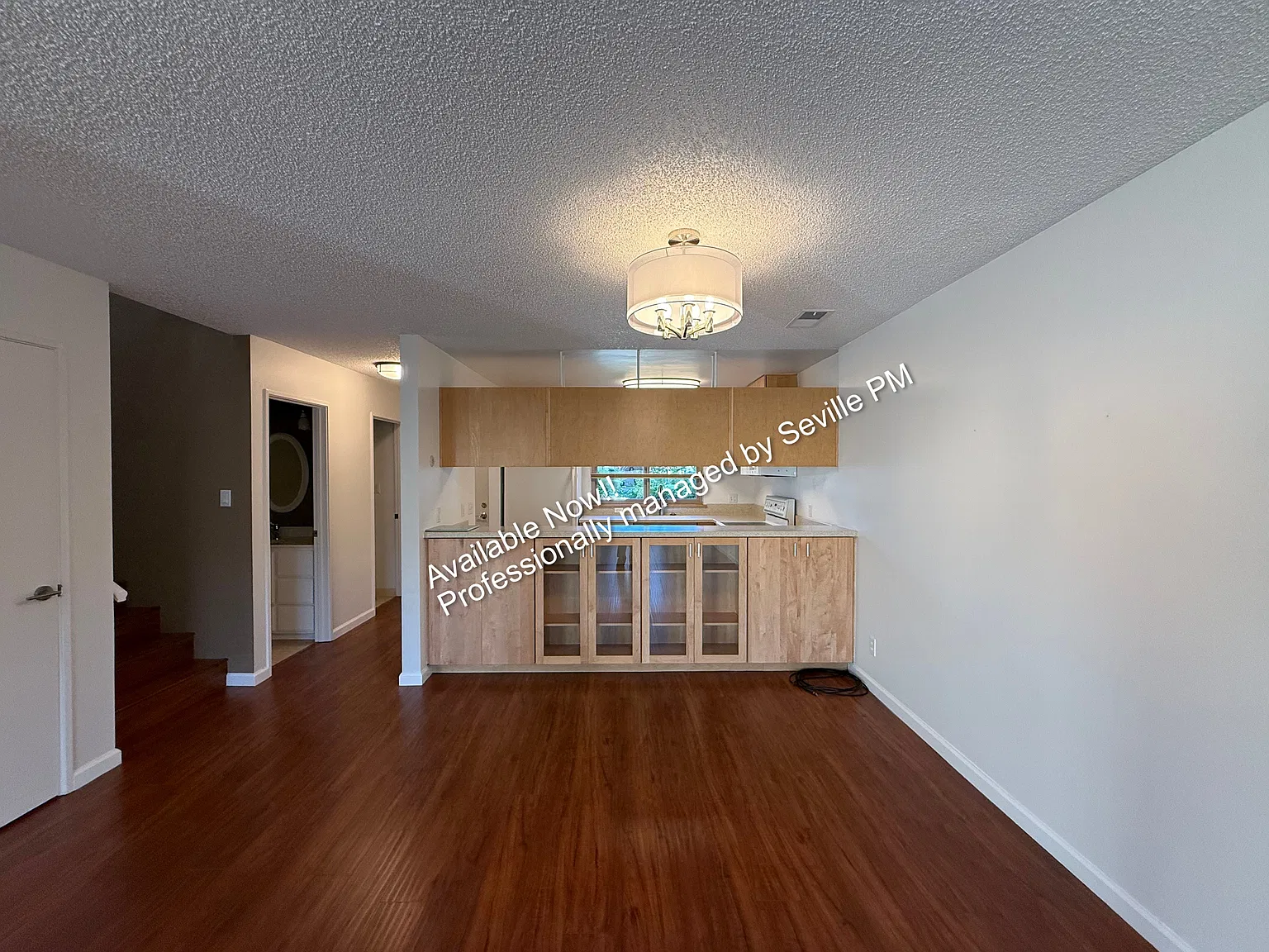 3 bed, 2.5 bath, 1639 sqft, $4,500 — Photo 4